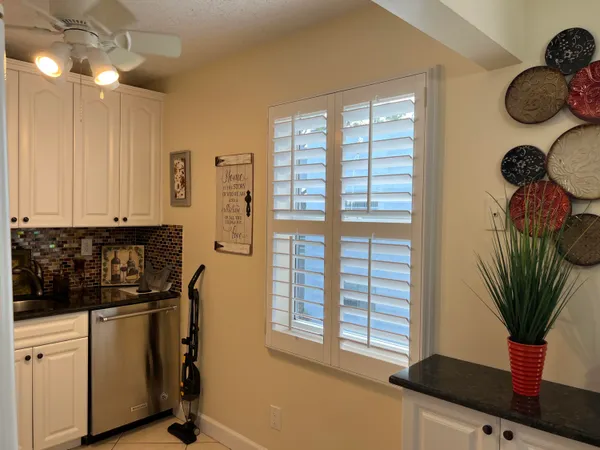 $1,950 | 183 Normandy Lane, Delray Beach, FL 33484