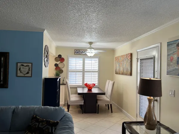 $1,950 | 183 Normandy Lane, Delray Beach, FL 33484