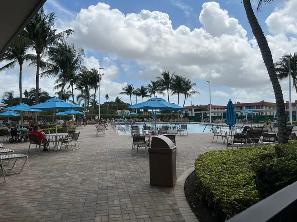 $1,950 | 183 Normandy Lane, Delray Beach, FL 33484