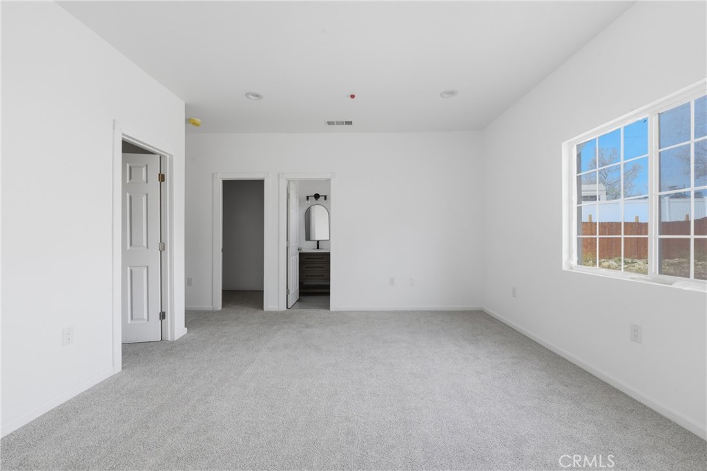 1469 East George Street Banning, CA 92220 - Photo 20 of 33 Master Bedroom current