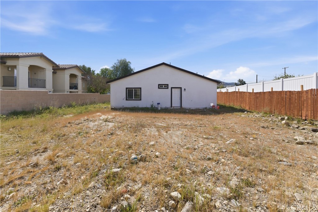 1469 East George Street Banning, CA 92220 - Photo 30 of 33 Backyard 2 current