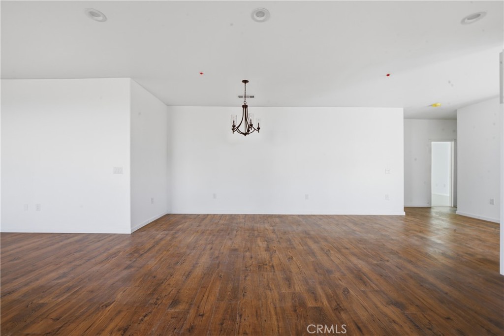 1469 East George Street Banning, CA 92220 - Photo 8 of 33 Dining area 1