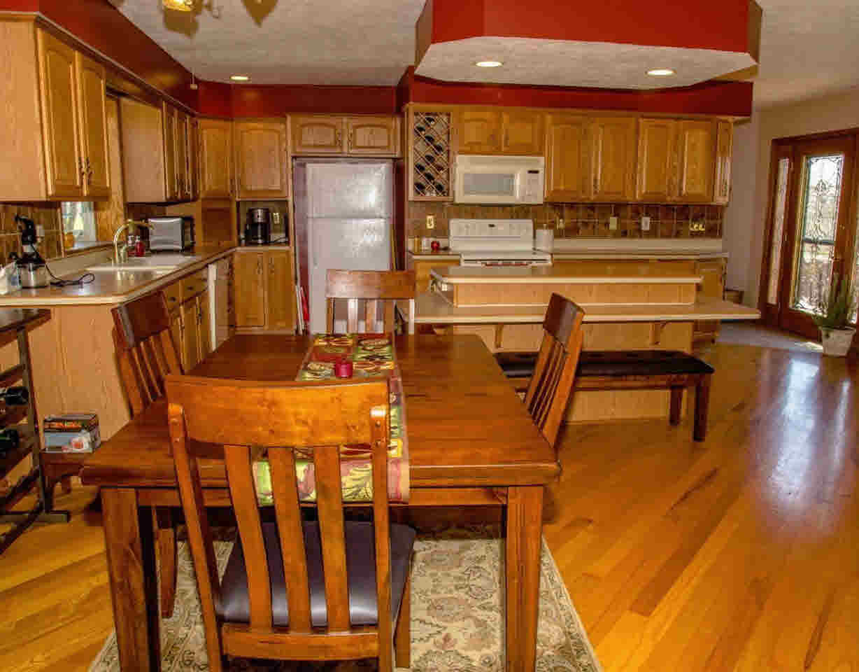 13944 South Reed Road Byron, MI 48418 - Photo 17 of 77 21283457-17.JPG
