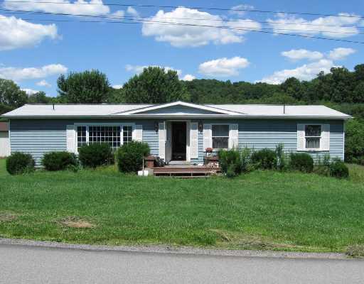 2661 Turkey Ridge Road Apollo, PA 15613 - Photo 1 of 8 Exterior Front.