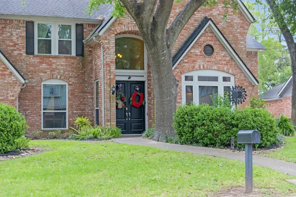 $475,000 | 5115 Westerham Place, Houston, TX 77069
