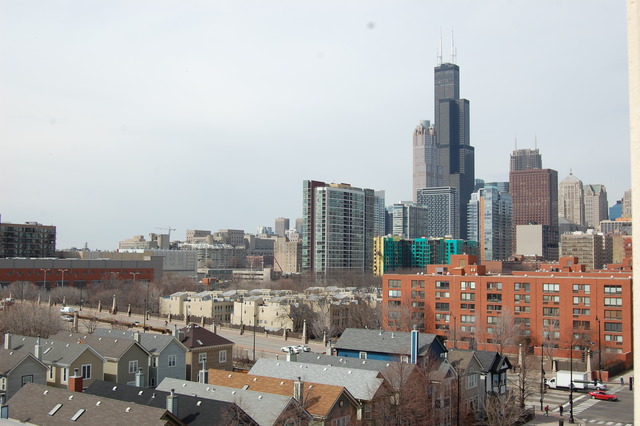 1255 South State Street, Unit 704 Chicago, IL 60605 - Photo 8 of 14 a view of city