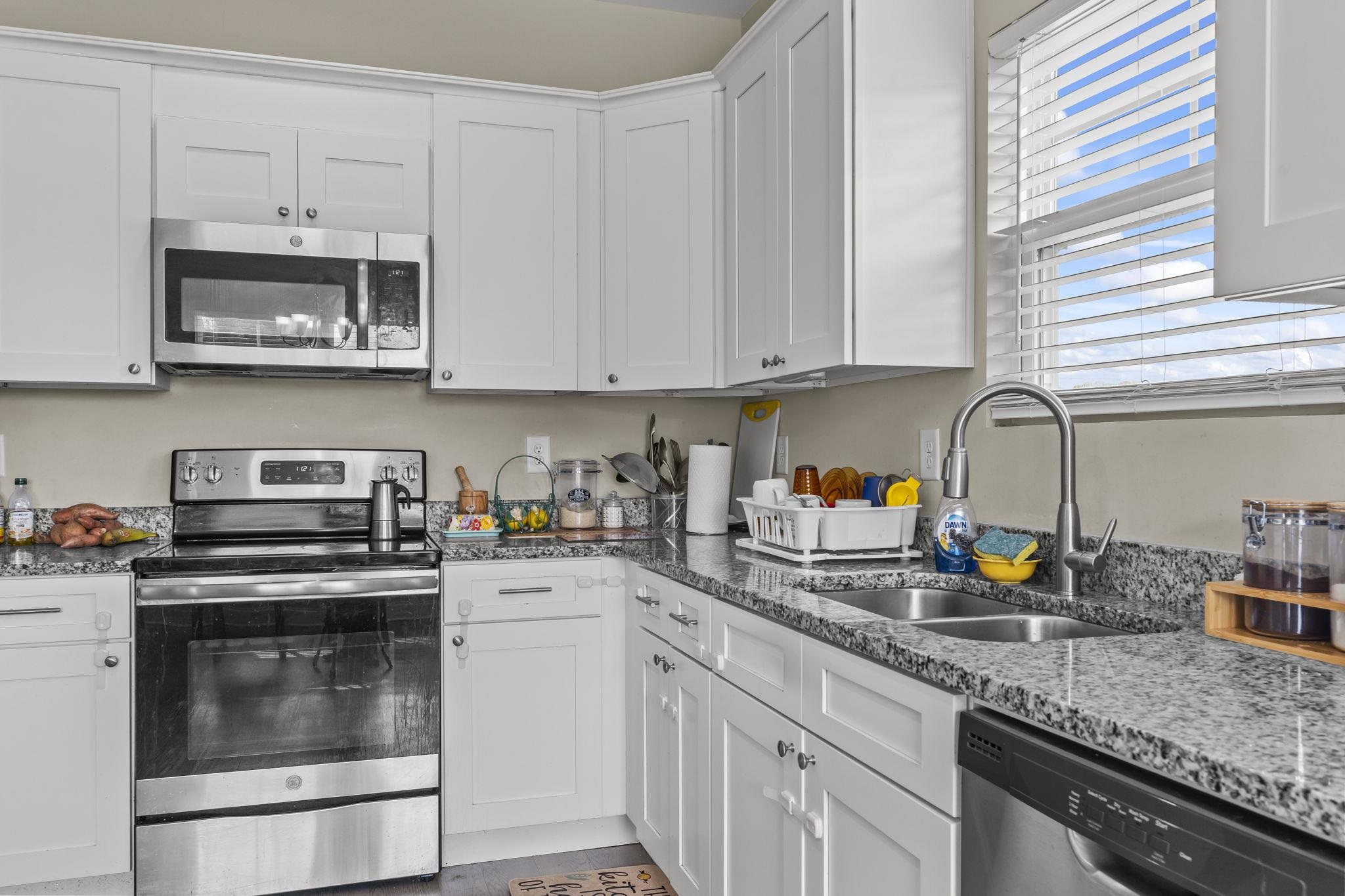 431 Hallie Martin Road Conway, SC 29527 - Photo 7 of 33
