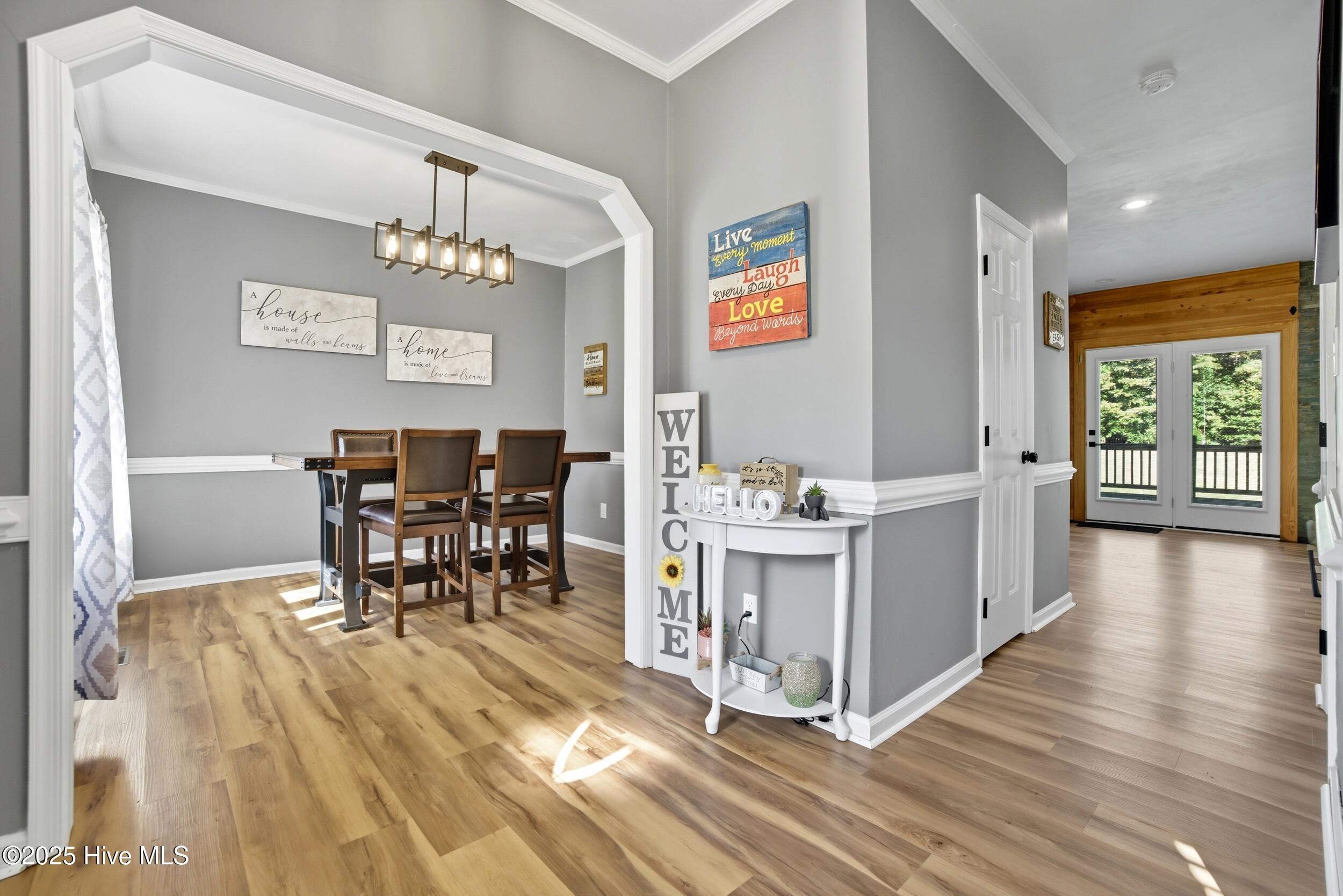 1370 Middle Swamp Road Corapeake, NC 27926 - Photo 11 of 65 Foyer