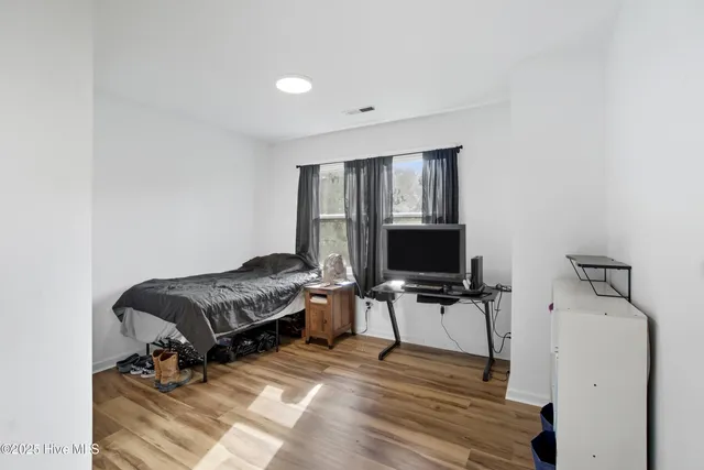 $475,000 | 1370 Middle Swamp Road, Corapeake, NC 27926