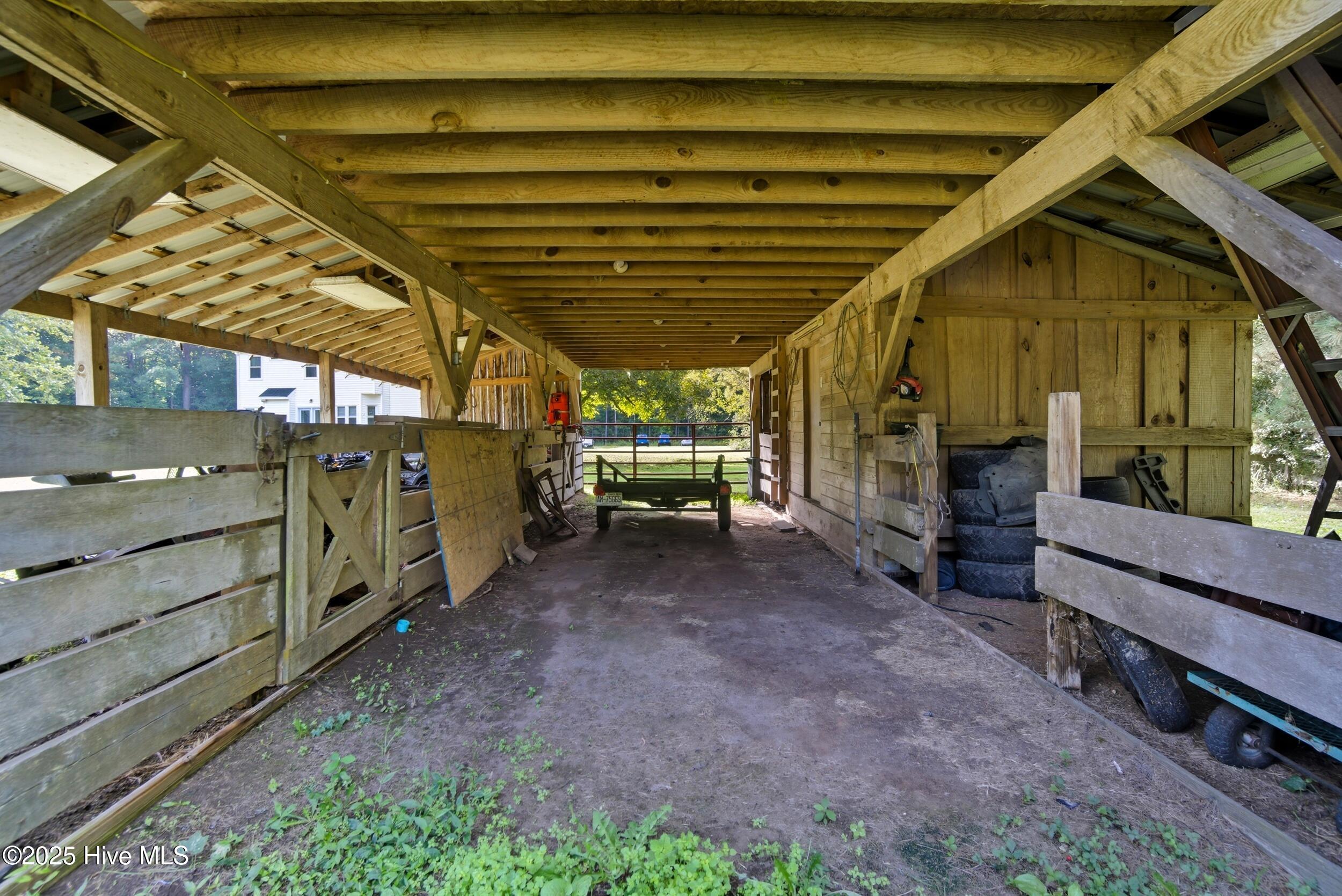 1370 Middle Swamp Road Corapeake, NC 27926 - Photo 58 of 65 Barn