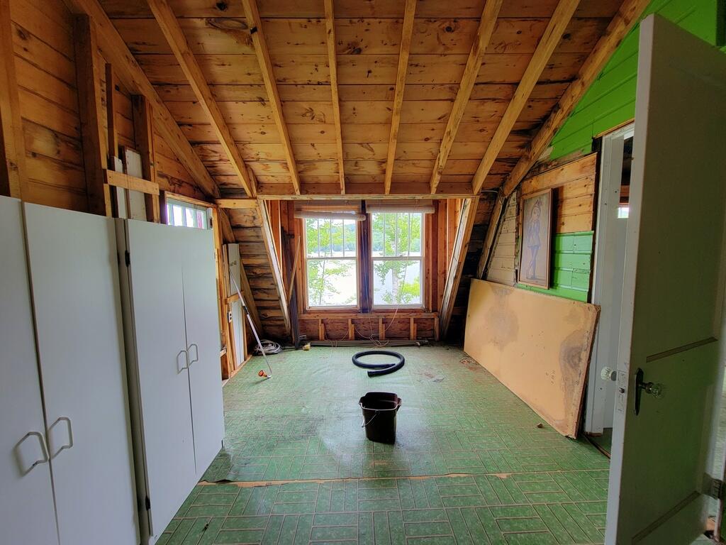 45 Lapointe Road Peru, ME 04290 - Photo 33 of 47 25-Upstairs-004