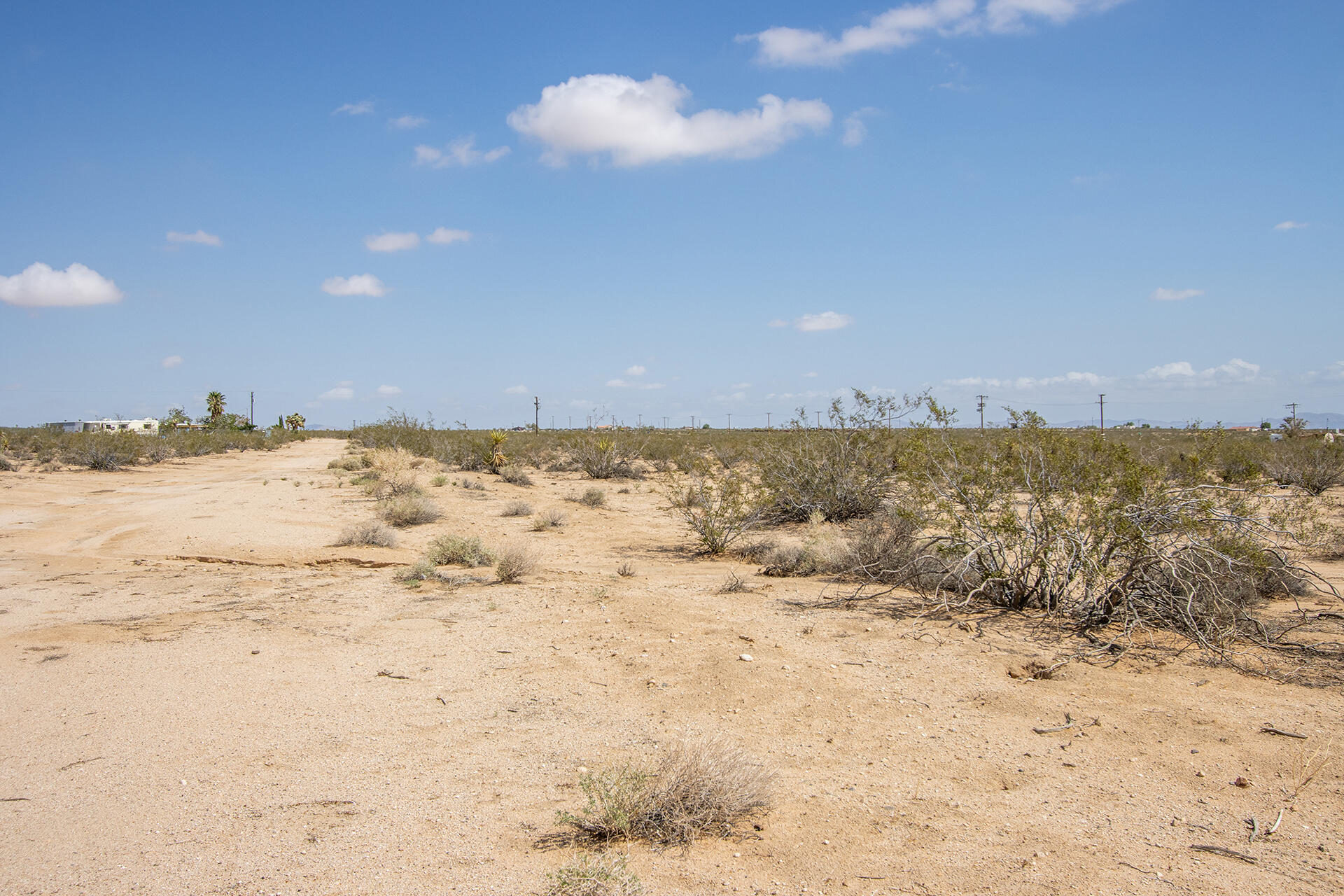401 Stonehill Avenue Joshua Tree, CA 92252 - Photo 12 of 20 a view of ocean view with ocean view