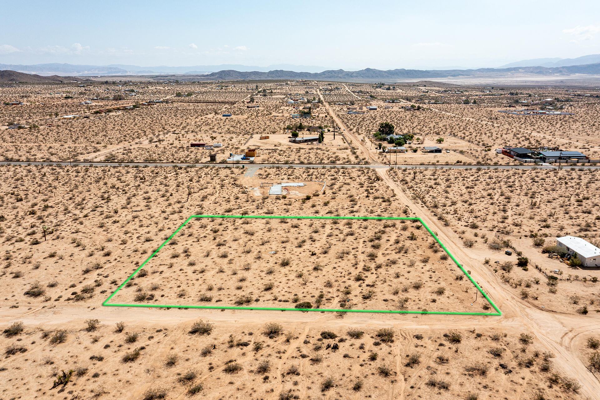 401 Stonehill Avenue Joshua Tree, CA 92252 - Photo 7 of 20