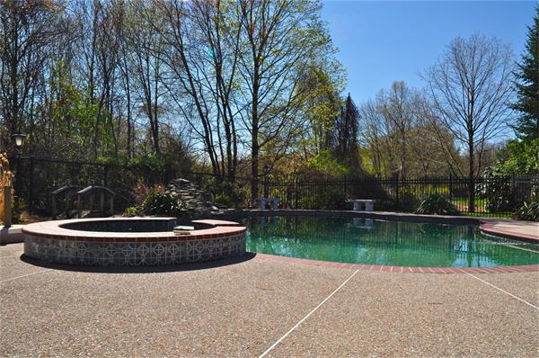10 Claybrook Farm Road Medway, MA 02053 - Photo 25 of 30 Gallery Image 25