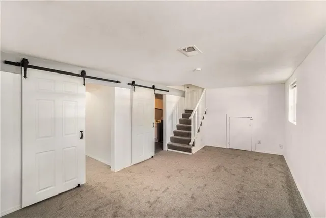 $245,000 | 215 Grant Avenue, Liberty, MO 64068