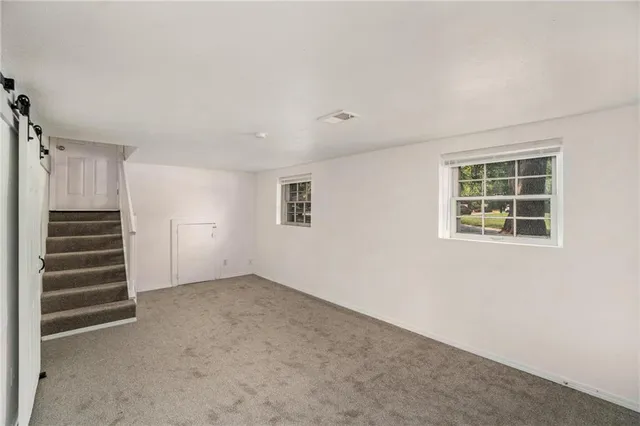 $245,000 | 215 Grant Avenue, Liberty, MO 64068