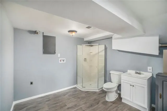 $245,000 | 215 Grant Avenue, Liberty, MO 64068