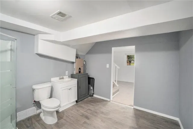 $245,000 | 215 Grant Avenue, Liberty, MO 64068