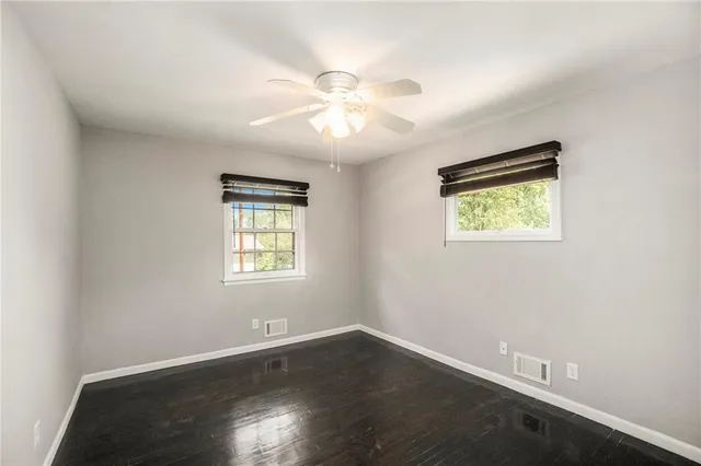 $245,000 | 215 Grant Avenue, Liberty, MO 64068