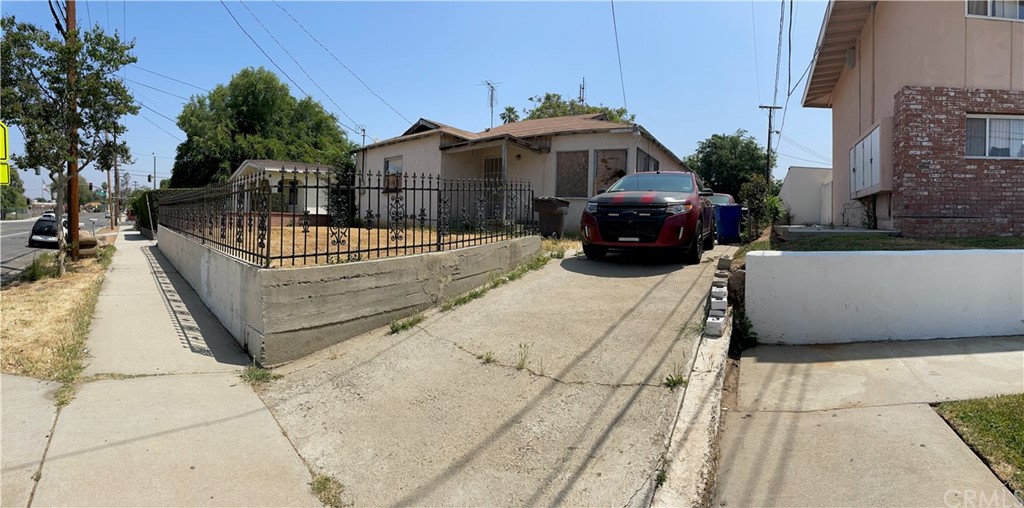 4422 Victoria Avenue Riverside, CA 92507 - Photo 1 of 1