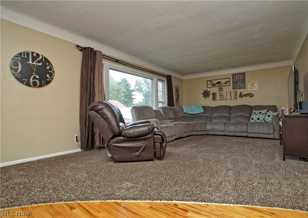 28638 Forest Road Willowick, OH 44095 - Photo 9 of 29