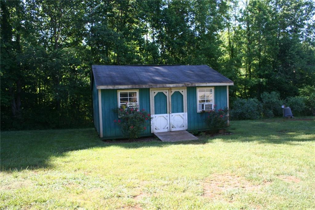 5120 Ridgecrest Road Gastonia, NC 28052 - Photo 4 of 40 Gallery Image 4
