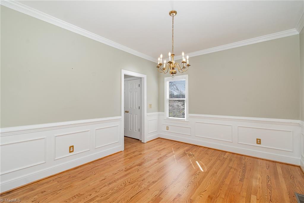 8068 Glengarriff Road Clemmons, NC 27012 - Photo 3 of 32 Gallery Image 3