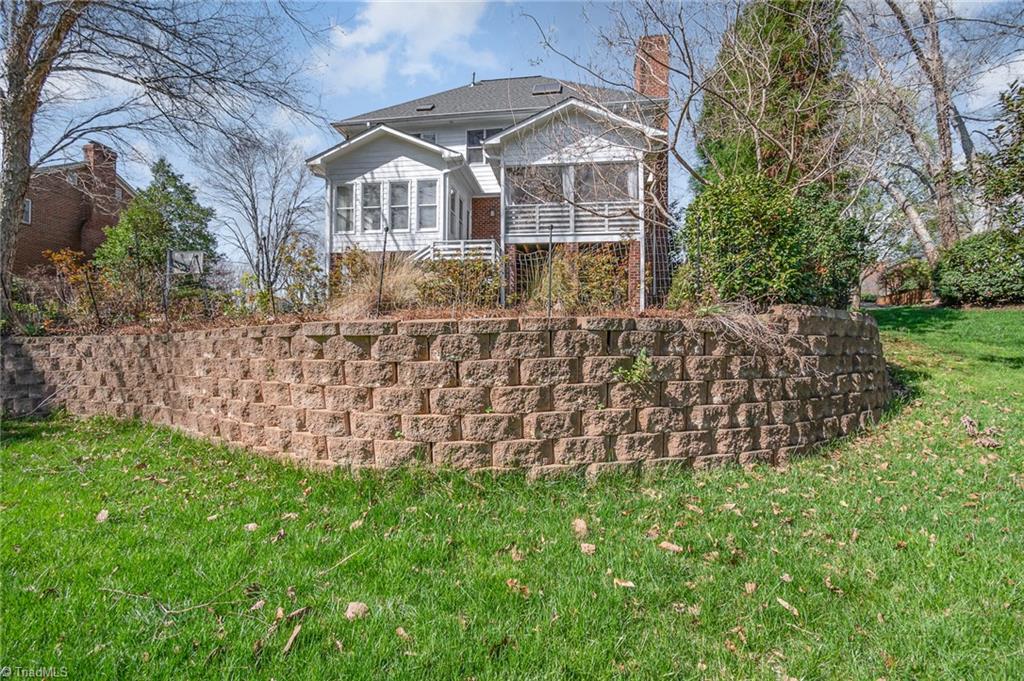 8068 Glengarriff Road Clemmons, NC 27012 - Photo 31 of 32 Gallery Image 31