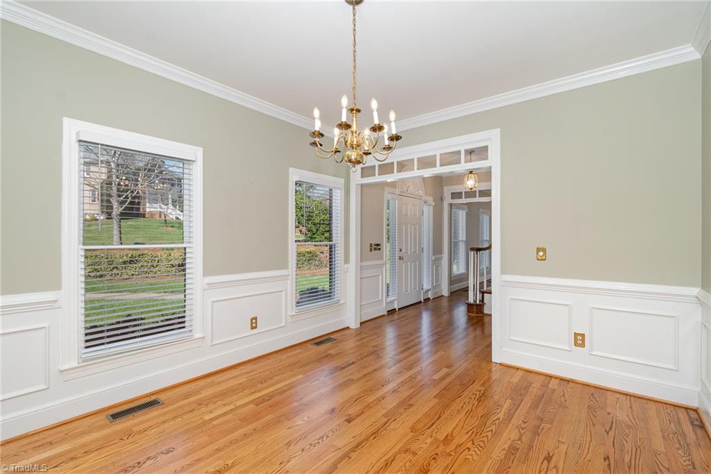 8068 Glengarriff Road Clemmons, NC 27012 - Photo 4 of 32 Gallery Image 4
