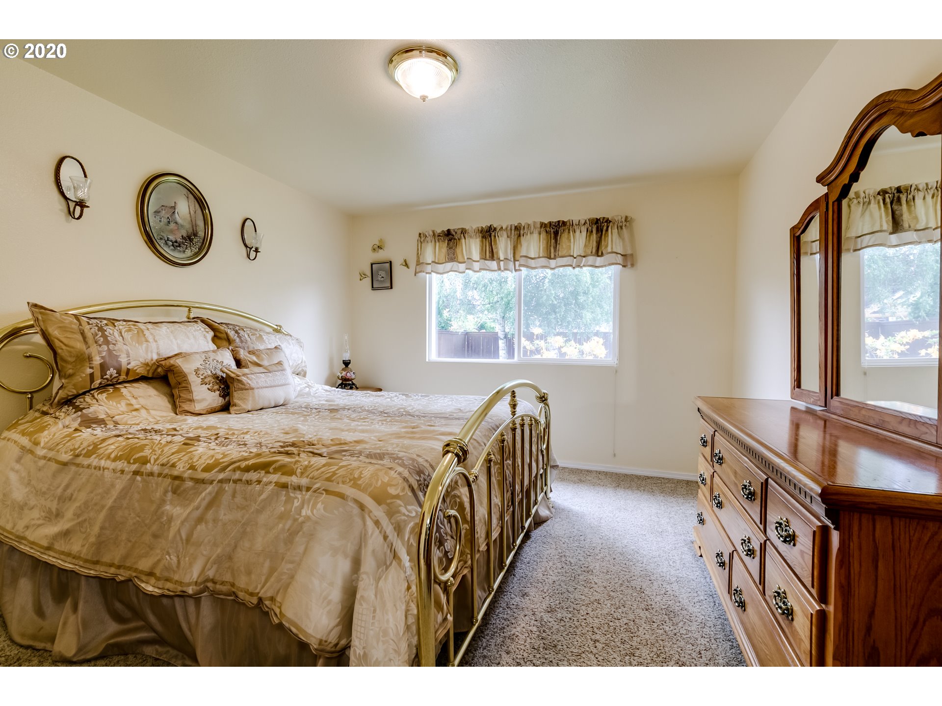 4529 Glacier Street Springfield, OR 97478 - Photo 9 of 23 Gallery Image 9