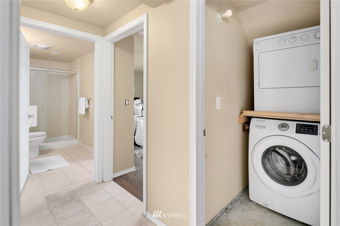 1060 Whitman Court Northeast Renton, WA 98059 - Photo 22 of 29