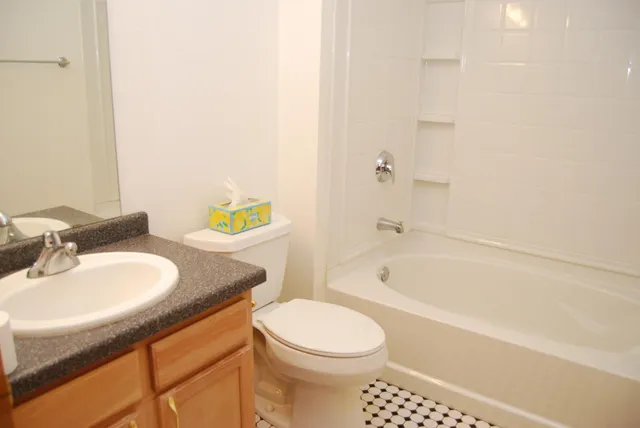 $524,850 | 7210 Badger Lane, Wayne, WI 53002