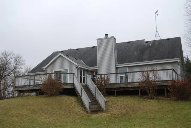 $524,850 | 7210 Badger Lane, Wayne, WI 53002