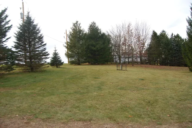 $524,850 | 7210 Badger Lane, Wayne, WI 53002