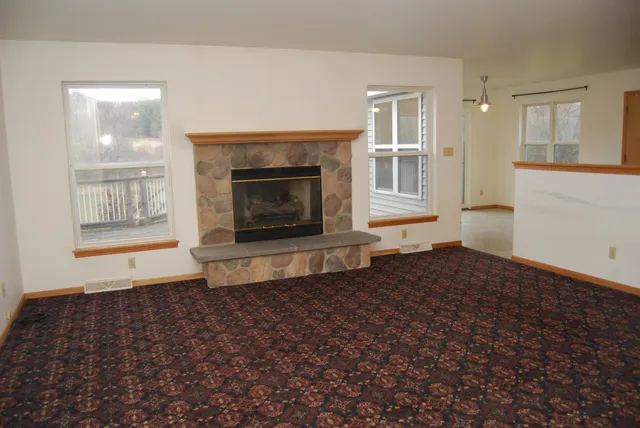 $524,850 | 7210 Badger Lane, Wayne, WI 53002