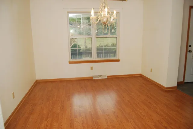 $524,850 | 7210 Badger Lane, Wayne, WI 53002