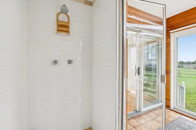 $1,025,000 | 5 Bay Road, East Patchogue, NY 11772