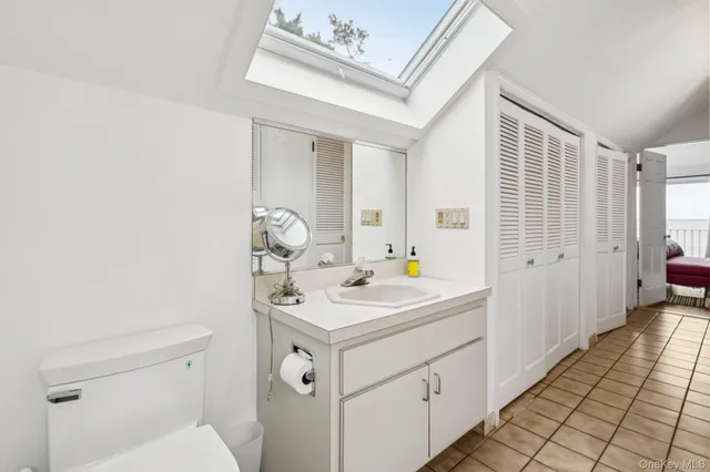 $1,025,000 | 5 Bay Road, East Patchogue, NY 11772