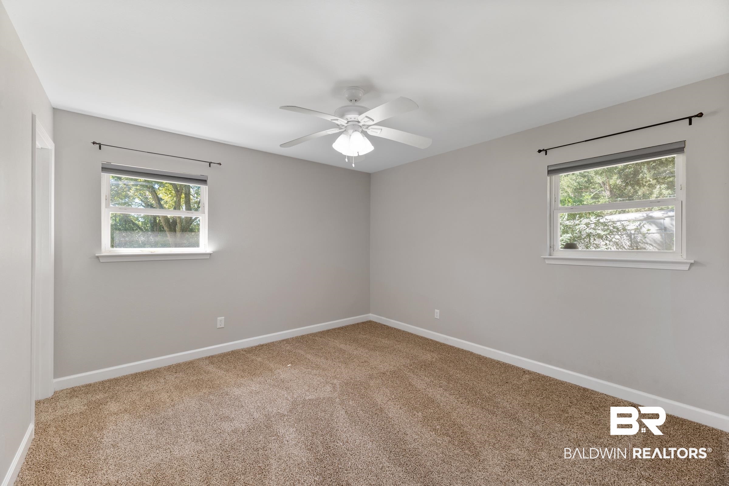 6371 Barnes Road Theodore, AL 36582 - Photo 15 of 30