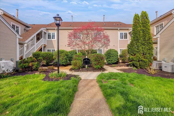 $2,600 | 38 Rutland Lane, Unit C, Monroe Township, NJ 08831
