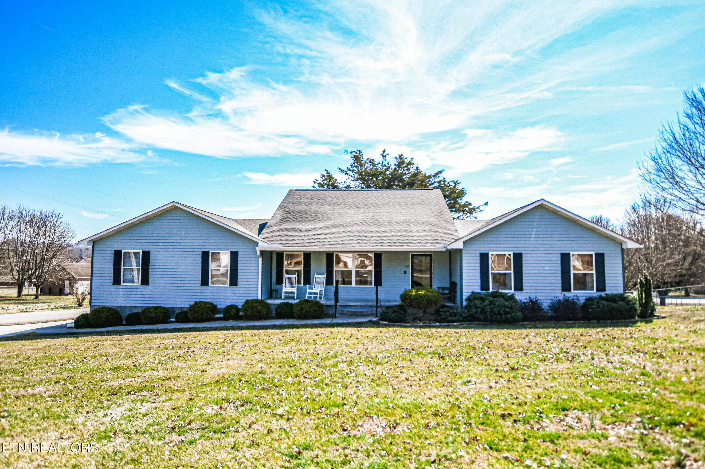 147 Thacker Drive La Follette, TN 37766 - Photo 1 of 52 Welcome Home