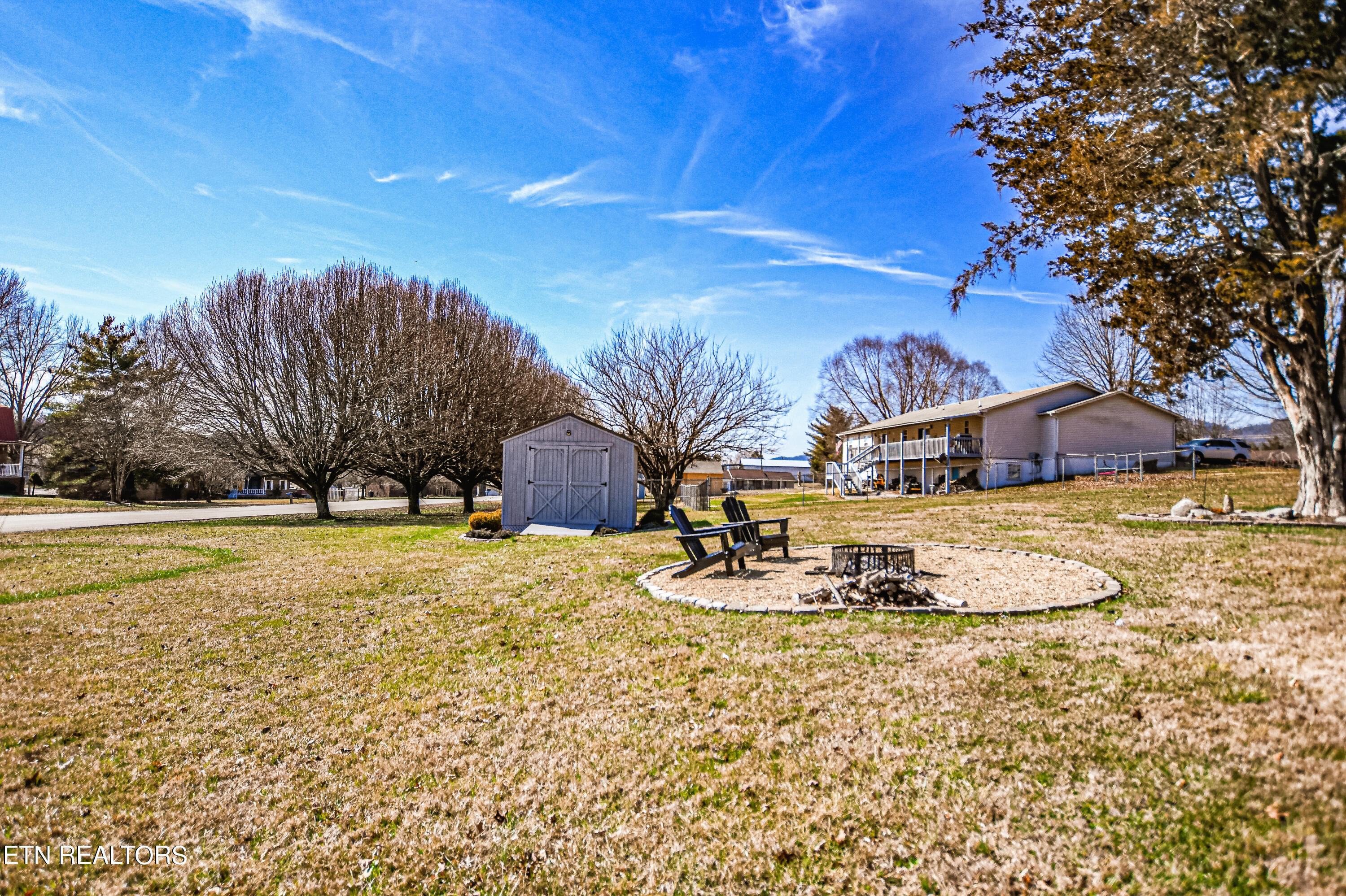 147 Thacker Drive La Follette, TN 37766 - Photo 13 of 52 DSC_5883