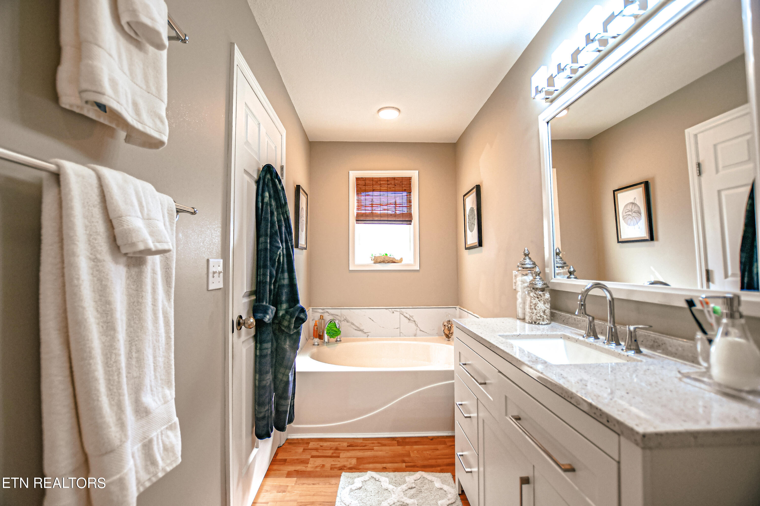 147 Thacker Drive La Follette, TN 37766 - Photo 20 of 52 DSC_5900