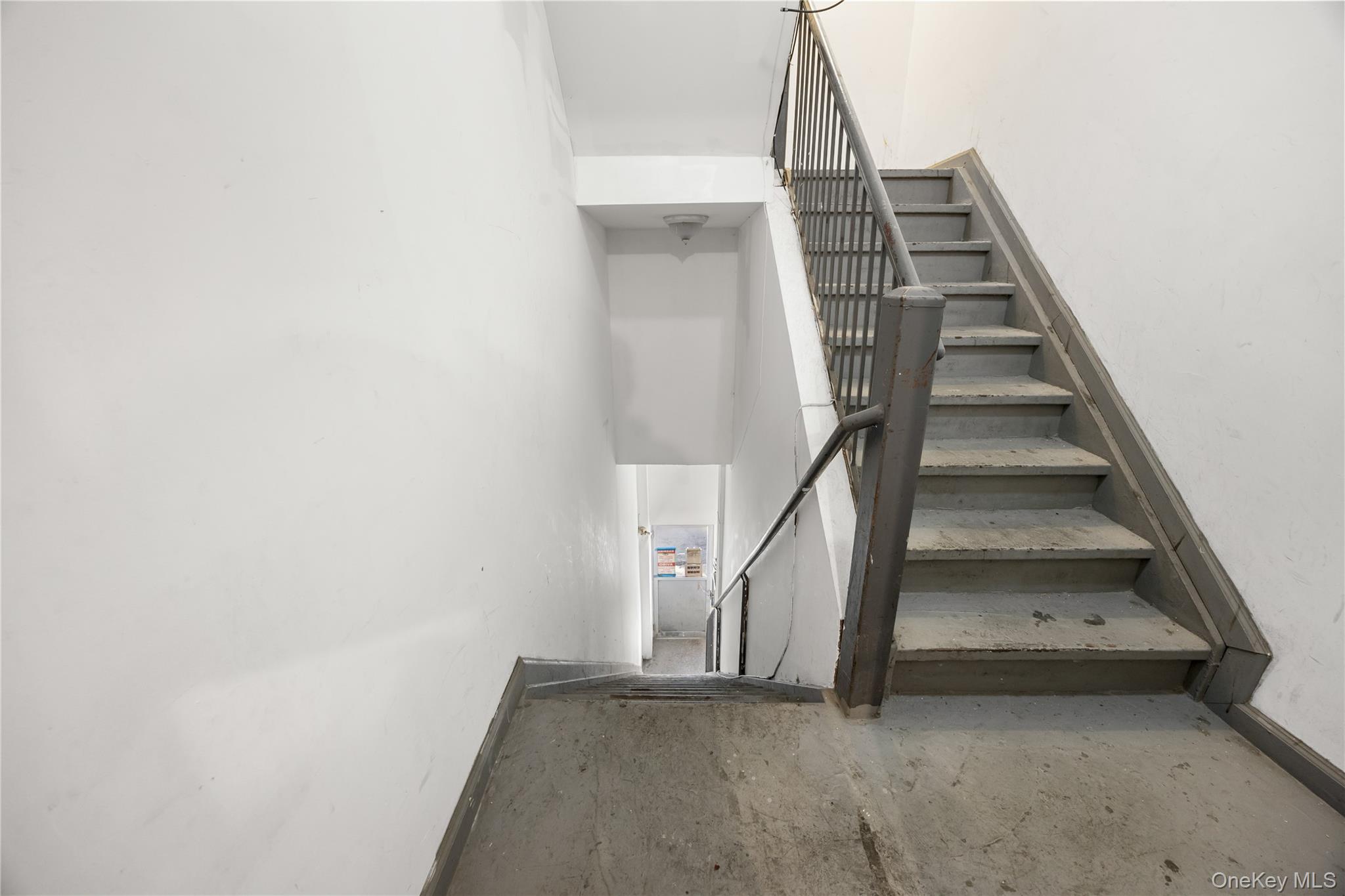 131-44 40th Road Queens, NY 11354 - Photo 9 of 11 Gallery Image 9