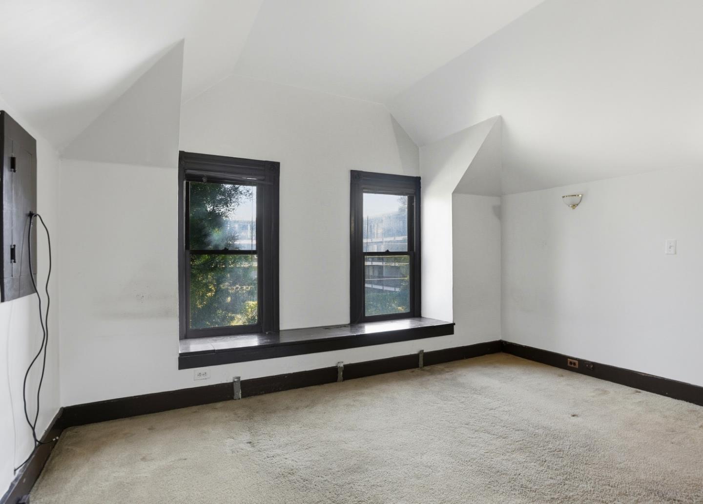 137 Elm Street San Mateo, CA 94401 - Photo 28 of 60 an empty room with windows