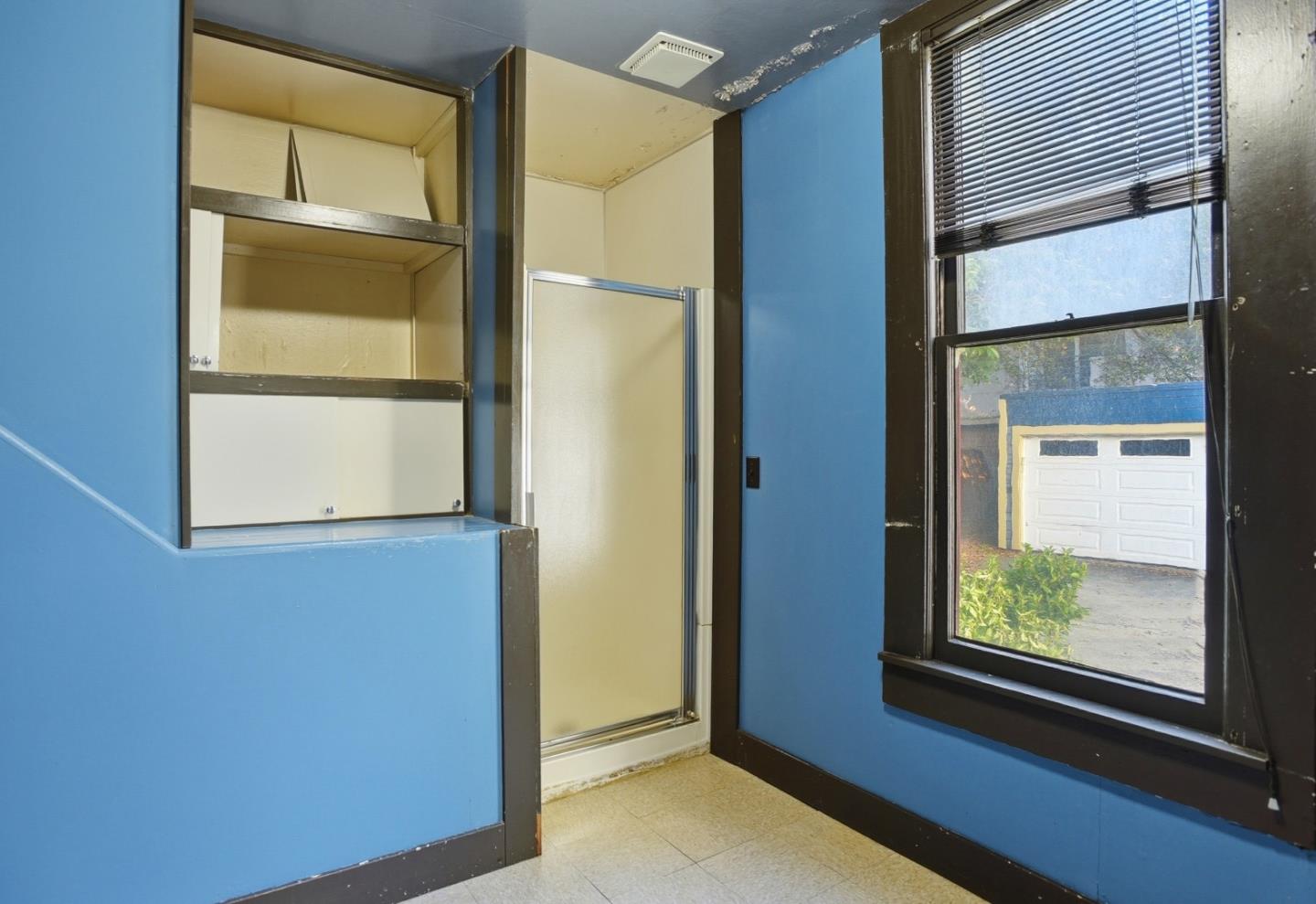 137 Elm Street San Mateo, CA 94401 - Photo 42 of 60 a view of front door