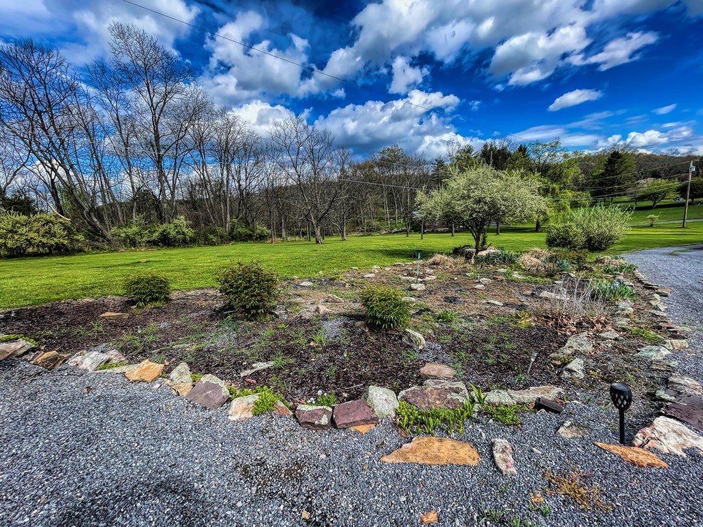 7991 Valley View Road Huntingdon, PA 16652 - Photo 24 of 28 Gallery Image 24