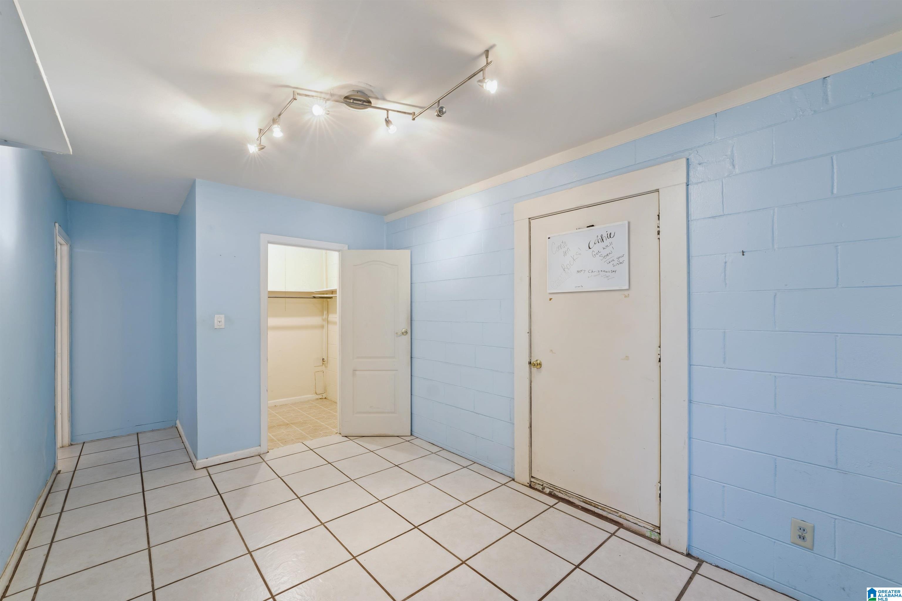 25 Cambridge Road Bessemer, AL 35023 - Photo 30 of 37