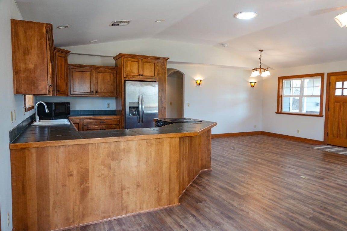 2003 North Kidder Creek Road Greenview, CA 96037 - Photo 11 of 39 Gallery Image 11