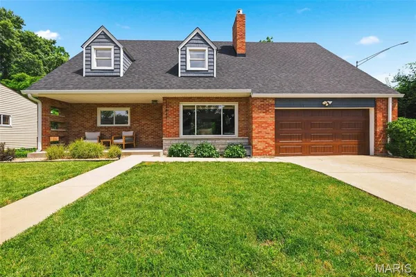 $459,000 | 12447 Big Bend Road, Kirkwood, MO 63122